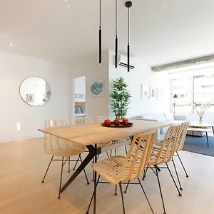 https://nogalera-terrace-by-madflats-collection.es-andalucia.com
